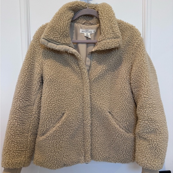 H&M Jackets & Blazers - H&M Tan Teddy Jacket